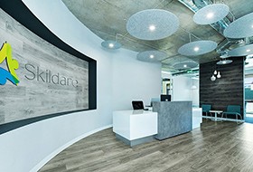 Thiết kế lễ tân văn phòng Skildare